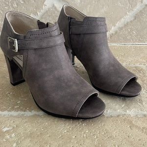 LifeStride Anastasia